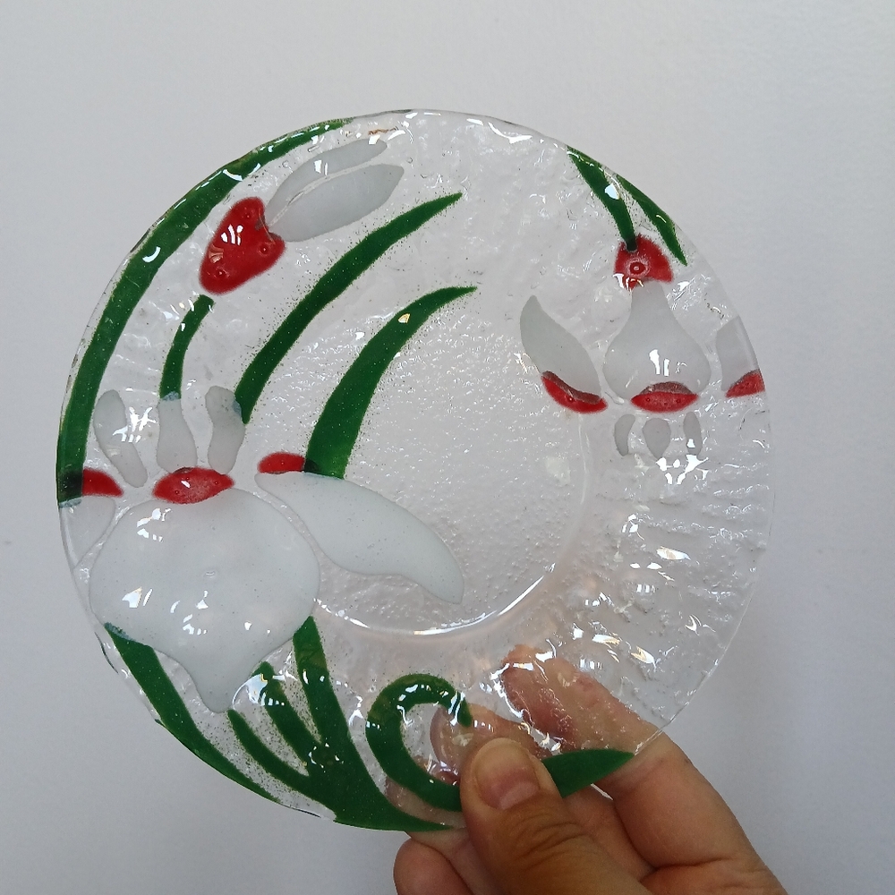 Vintage Sydenstricker Japanese Iris Fused Glass 6.75" Bread & Butter Plate